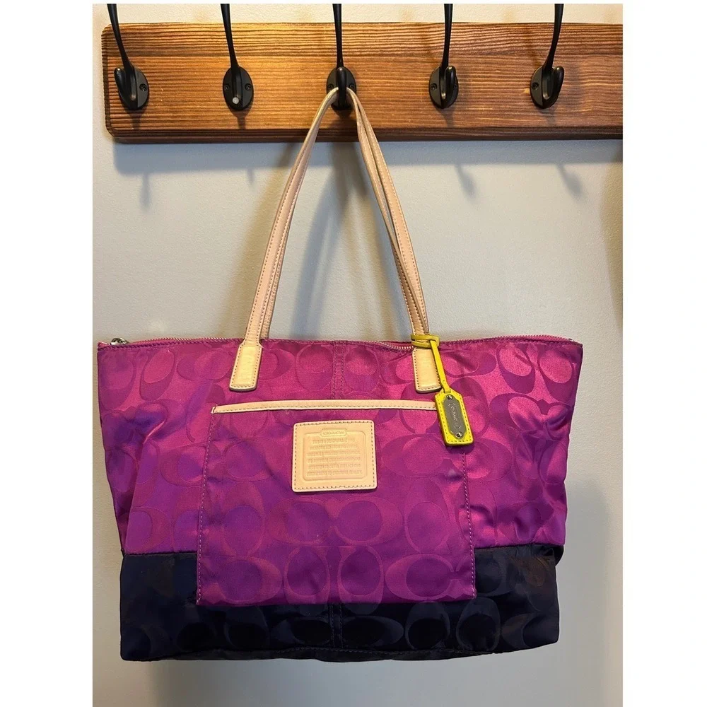 Coach legacy weekend east west‎ zip Tote Bag purse